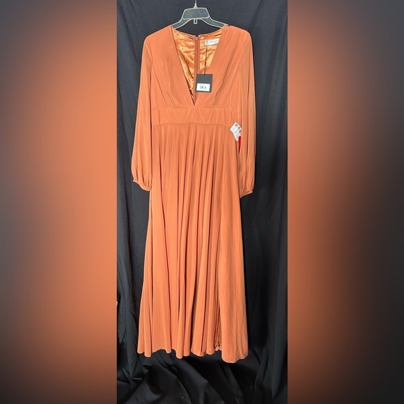 Mac Duggal 55682 V-NECK ILLUSION LONG SLEEVE CHIFFON GOWN - Picture 4 of 7